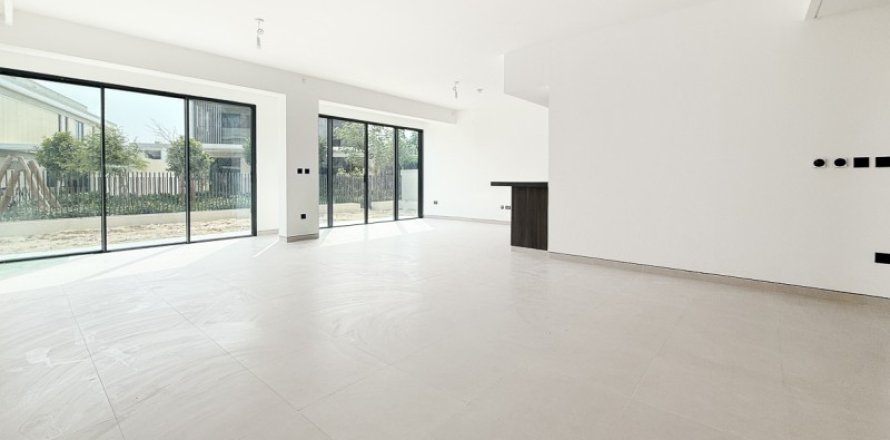 Villa en Tilal Al Ghaf, Dubai, 5 dormitorios, 416 m², № 100706