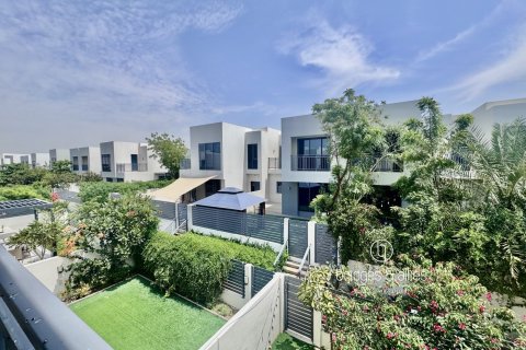 Villa en Dubai Hills Estate, Dubai, 3 dormitorios, 212 m², № 100705