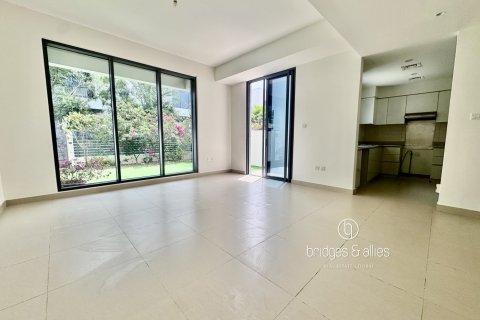 Villa en Dubai Hills Estate, Dubai, 3 dormitorios, 212 m², № 100705 - foto 3