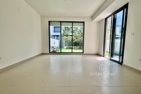 Villa en Dubai Hills Estate, Dubai, 3 dormitorios, 212 m², № 100705 - foto 12