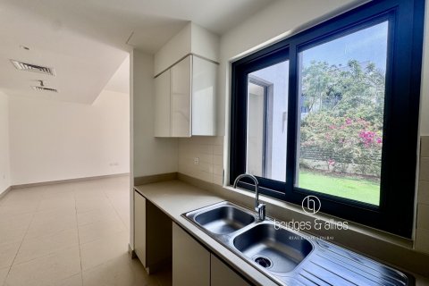 Villa en Dubai Hills Estate, Dubai, 3 dormitorios, 212 m², № 100705 - foto 6