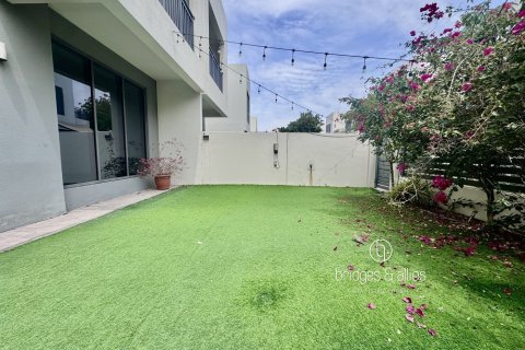 Villa en Dubai Hills Estate, Dubai, 3 dormitorios, 212 m², № 100705 - foto 30