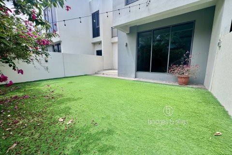 Villa en Dubai Hills Estate, Dubai, 3 dormitorios, 212 m², № 100705 - foto 29