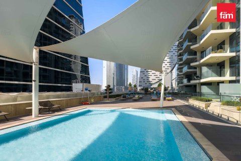 Apartment in Business Bay, Dubai 2 bedrooms, 102.2 sq.m. № 14340 - photo 19