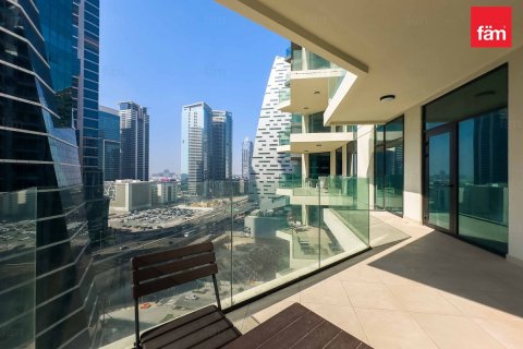 Apartment in Business Bay, Dubai 2 bedrooms, 102.2 sq.m. № 14340 - photo 16