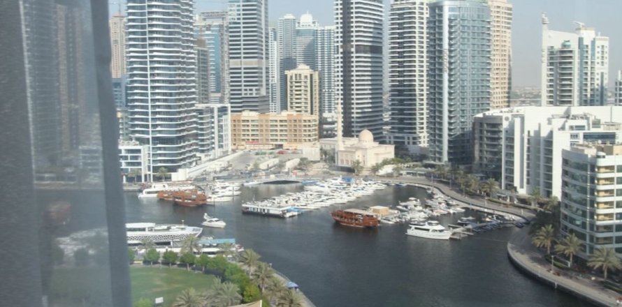 Apartment in Dubai Marina, Dubai 2 bedrooms, 136.4 sq.m. № 109145