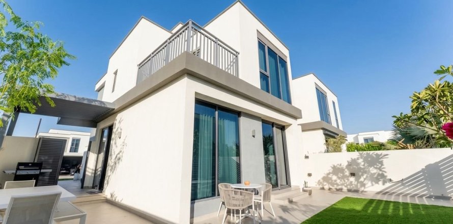 Villa in Dubai Hills Estate, Dubai 4 bedrooms, 270.3 sq.m. № 109140