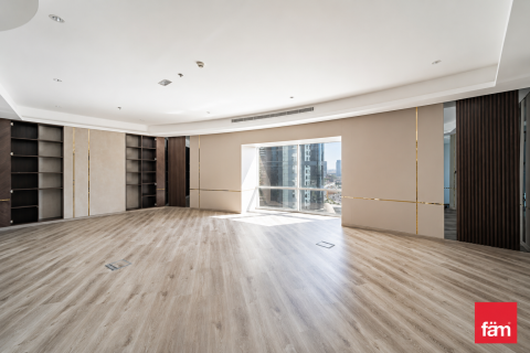 Office in Sheikh Zayed Road, Dubai 217.6 sq.m. № 109143 - photo 15