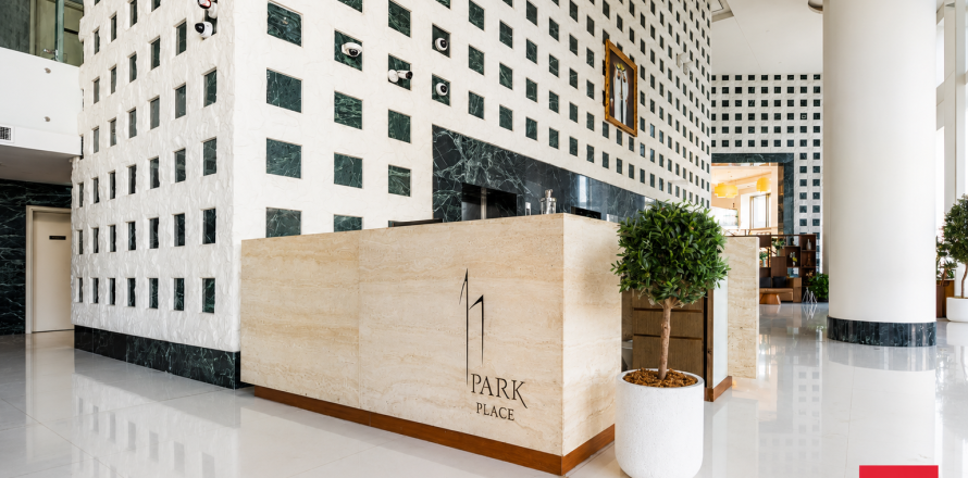 Office in Sheikh Zayed Road, Dubai 217.6 sq.m. № 109143