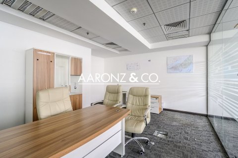 Bureau à Jumeirah Lake Towers, Dubai, 164 m², № 95349 - photo 4