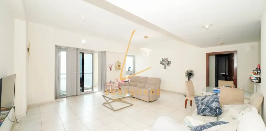 Apartment in Executive Towers, Business Bay, Dubai 1 bedroom, 107 sq.m. № 95340