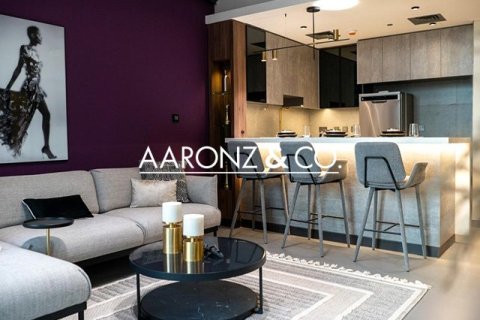 Купить квартиру в Джумейра Лейк Тауэрс, Дубай: 1 спальня, 81м², № 95348 - фото 2