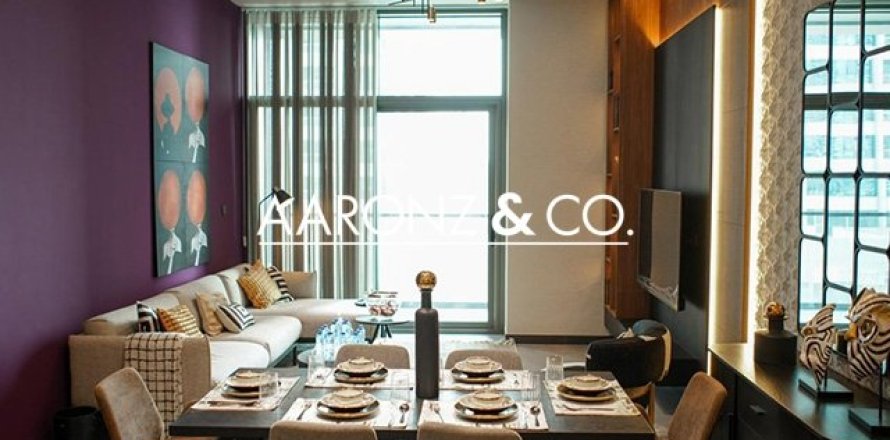 Квартира в Джумейра Лейк Тауэрс, Дубай, 1 спальня, 81м², № 95348