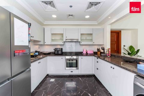 Appartement à Palm Jumeirah, Dubai, 1 chambre, 138.9 m², № 10748 - photo 8