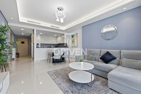 Apartment in Paramount Tower Hotel & Residences, Business Bay, Dubai 1 bedroom, 90.49 sq.m. № 129277 - photo 12