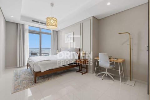 Apartment in Paramount Tower Hotel & Residences, Business Bay, Dubai 1 bedroom, 90.49 sq.m. № 129277 - photo 10