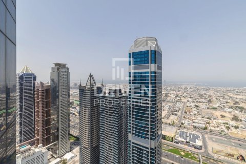 Apartment in Paramount Tower Hotel & Residences, Business Bay, Dubai 2 bedrooms, 119.84 sq.m. № 129274 - photo 13