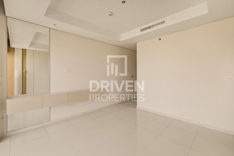 Apartment in Paramount Tower Hotel & Residences, Business Bay, Dubai 2 bedrooms, 119.84 sq.m. № 129274 - photo 5