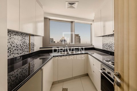 Apartment in Paramount Tower Hotel & Residences, Business Bay, Dubai 2 bedrooms, 119.84 sq.m. № 129274 - photo 7