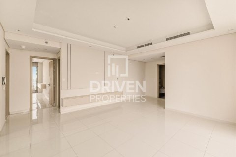 Apartment in Paramount Tower Hotel & Residences, Business Bay, Dubai 2 bedrooms, 119.84 sq.m. № 129274 - photo 9