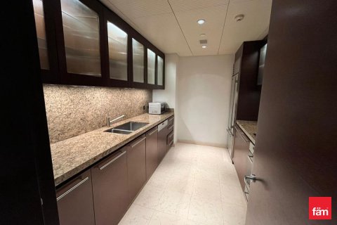 Apartment in Downtown Dubai (Downtown Burj Dubai), Dubai 2 bedrooms, 152.3 sq.m. № 59133 - photo 8