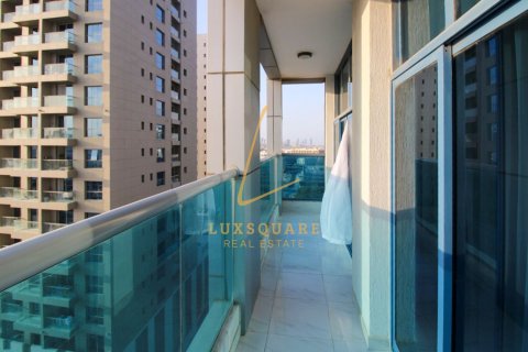 Apartment in Jumeirah Village Circle, Dubai 2 bedrooms, 104 sq.m. № 101456 - photo 3