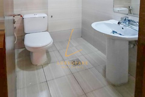 Apartment in Jumeirah Village Circle, Dubai 2 bedrooms, 104 sq.m. № 101456 - photo 12