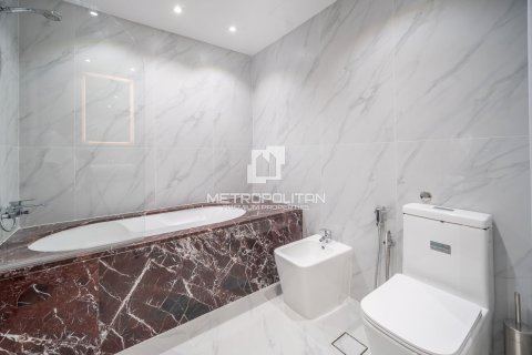 Apartment in Sadaf, Jumeirah Beach Residence, Dubai 3 bedrooms, 350 sq.m. № 73805 - photo 16