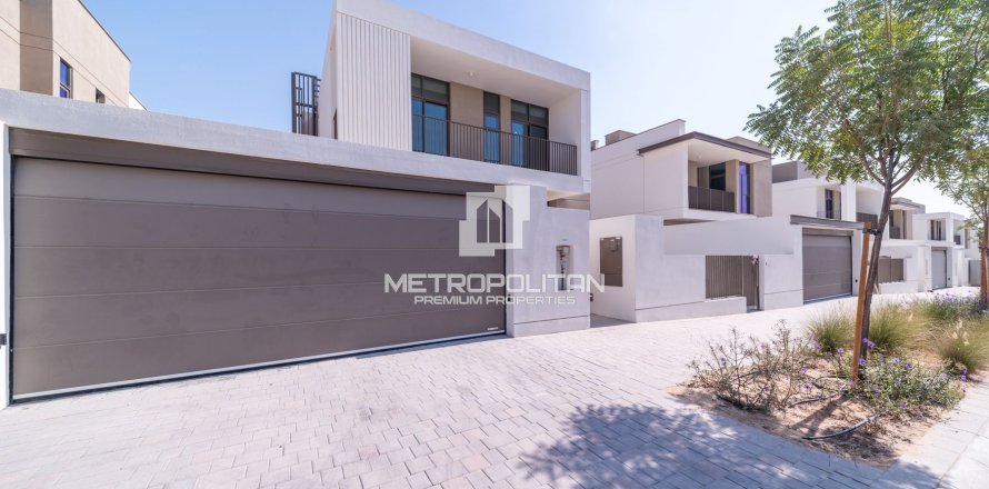 Вилла в Al Furjan, Дубай, 4 спальни, 357м², № 73814