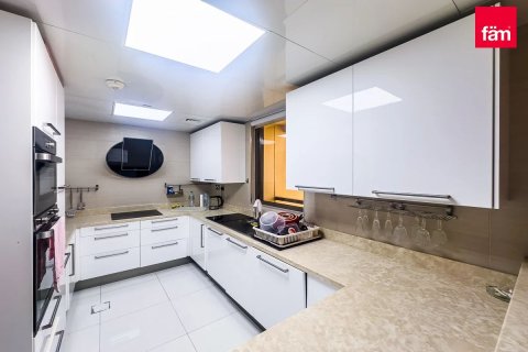 Apartment in Dubai 1 bedroom, 102.7 sq.m. № 141743 - photo 9