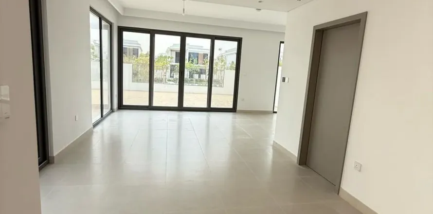 Villa en Tilal Al Ghaf, Dubai, 4 dormitorios, 225.8 m², № 10837