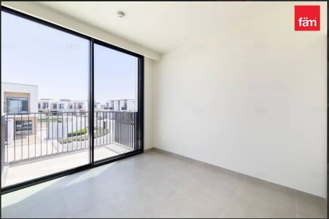 فيلا في دبي 4 غرف نوم, 351.7 م² رقم 112802 - صورة 17