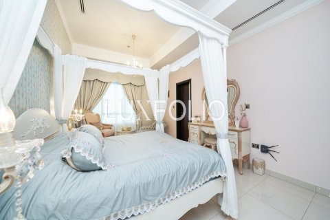 Penthouse in Dubai Marina, Dubai 5 bedrooms, 5093 sq.m. № 46027 - photo 12