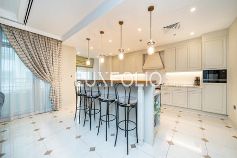 Penthouse in Dubai Marina, Dubai 5 bedrooms, 5093 sq.m. № 46027 - photo 7