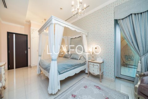 Penthouse in Dubai Marina, Dubai 5 bedrooms, 5093 sq.m. № 46027 - photo 13