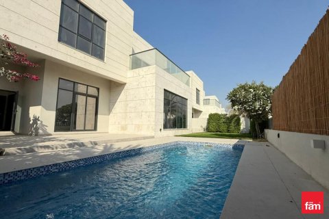 Villa in Al Furjan, Dubai 4 bedrooms, 611.3 sq.m. № 71615 - photo 6