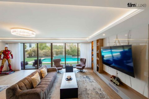 Villa in Dubai Hills Estate, Dubai 5 bedrooms, 609.4 sq.m. № 135325 - photo 26