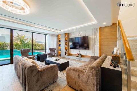 Villa in Dubai Hills Estate, Dubai 5 bedrooms, 609.4 sq.m. № 135325 - photo 29