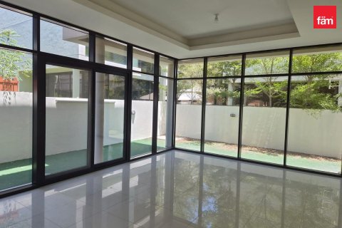 Townhouse in Dubai 3 bedrooms, 253.3 sq.m. № 135324 - photo 5