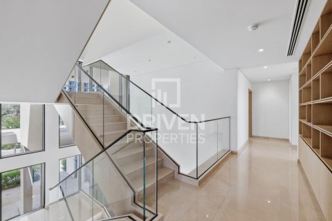 Villa in Dubai Hills Estate, Dubai 5 bedrooms, 660.45 sq.m. № 137216 - photo 16