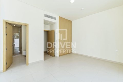 Villa in Dubai Hills Estate, Dubai 5 bedrooms, 660.45 sq.m. № 137216 - photo 10