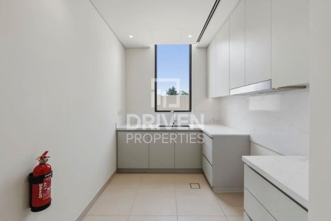 Villa in Dubai Hills Estate, Dubai 5 bedrooms, 660.45 sq.m. № 137216 - photo 13