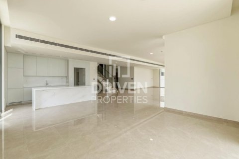 Villa in Dubai Hills Estate, Dubai 5 bedrooms, 660.45 sq.m. № 137216