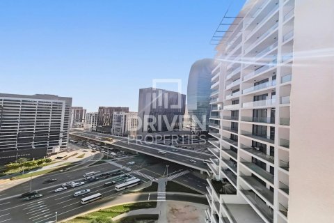 Apartment in Business Bay, Dubai 1 bedroom, 60.76 sq.m. № 137203 - photo 17