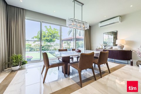 Villa à Dubai, 4 chambres, 560.4 m², № 40380 - photo 20