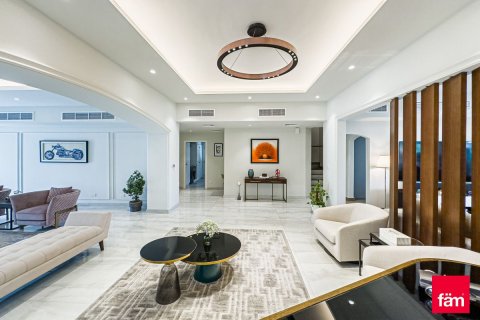 Villa à Dubai, 4 chambres, 560.4 m², № 40380 - photo 23