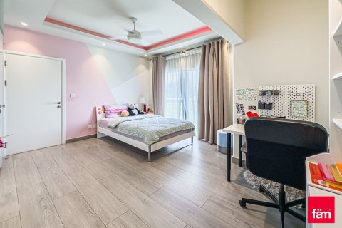 Villa à Dubai, 4 chambres, 560.4 m², № 40380 - photo 12