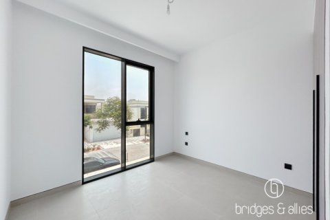 Villa in Dubai 4 bedrooms, 377.4 sq.m. № 42806 - photo 17
