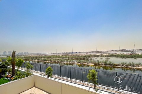 Villa en Dubai, 4 dormitorios, 377.4 m², № 42809 - foto 9