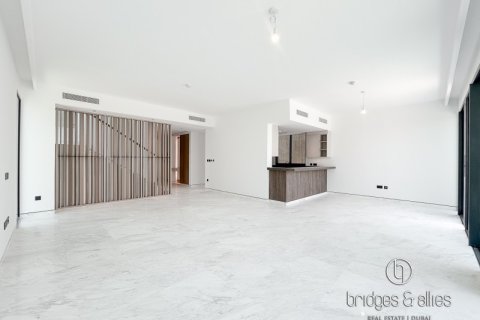 Villa en Dubai, 4 dormitorios, 377.4 m², № 42809 - foto 1